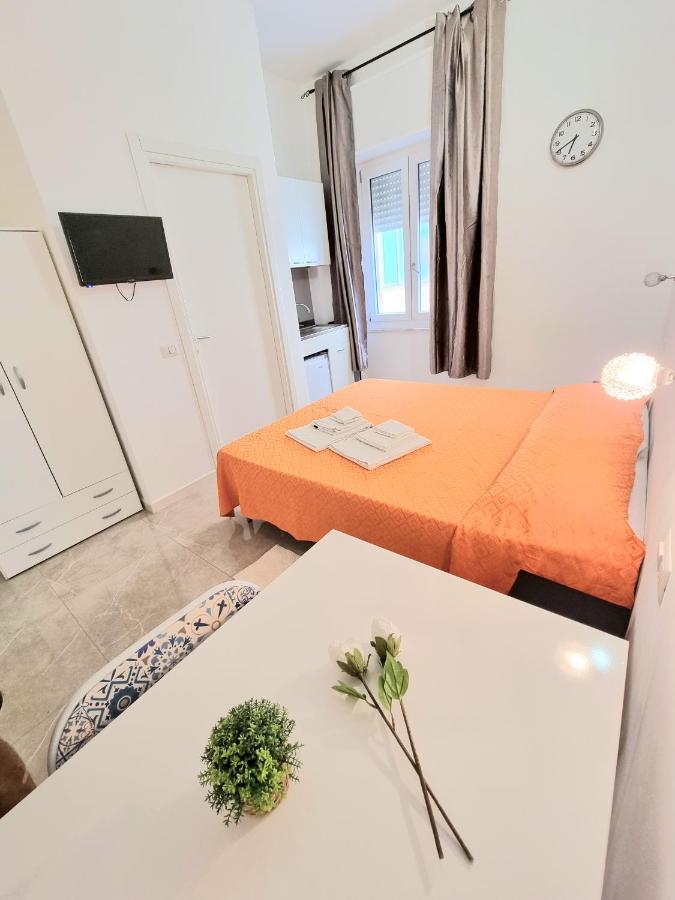 Entos Suite Cagliari Extérieur photo